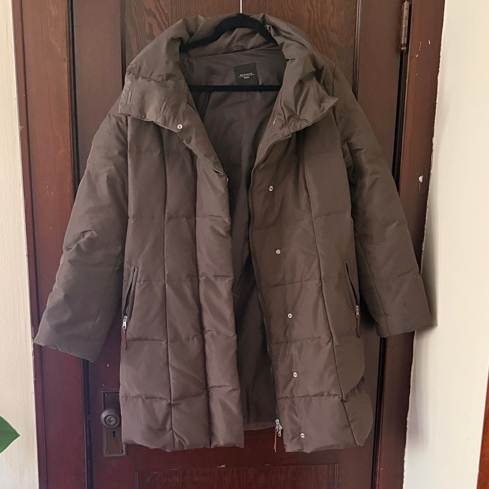 MaxMara Weekend Label in Rich Brown